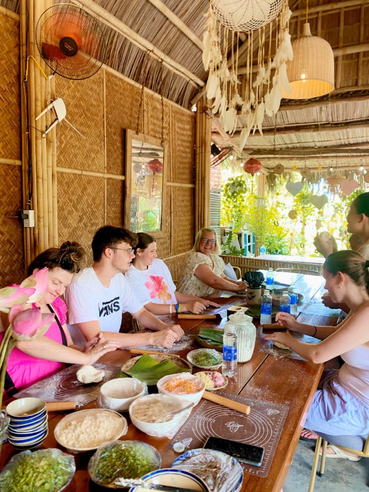 Bong Farm Restaurant — photo 28